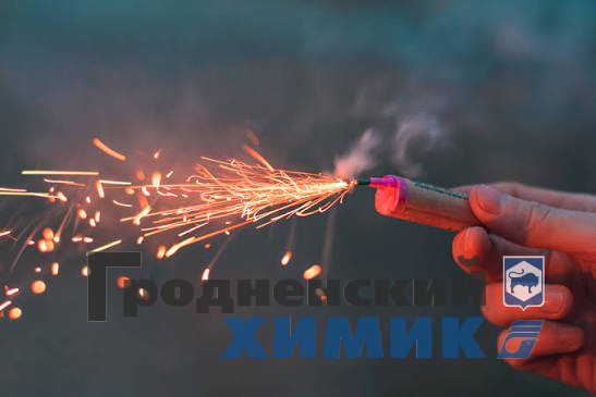 Фейерверки под контролем милиции.jpeg